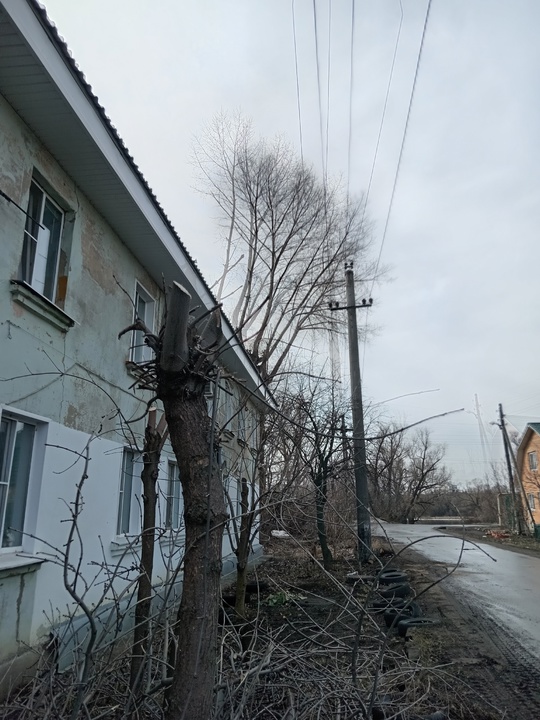 Электрики на Пархоменко 31