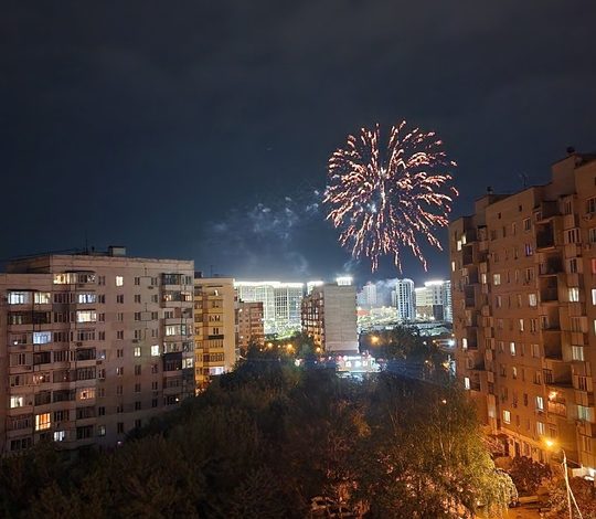 Салют на арбековском посту.