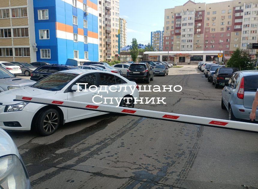 Беспорядок на парковке задержал скорую помощь
