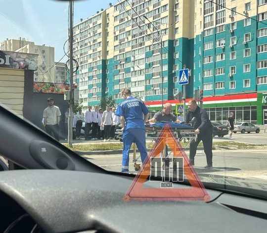 Авария с участием велосипедиста в Спутнике